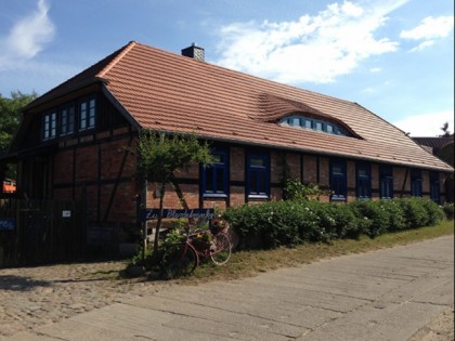 照片: Zur Pferdetraenke
